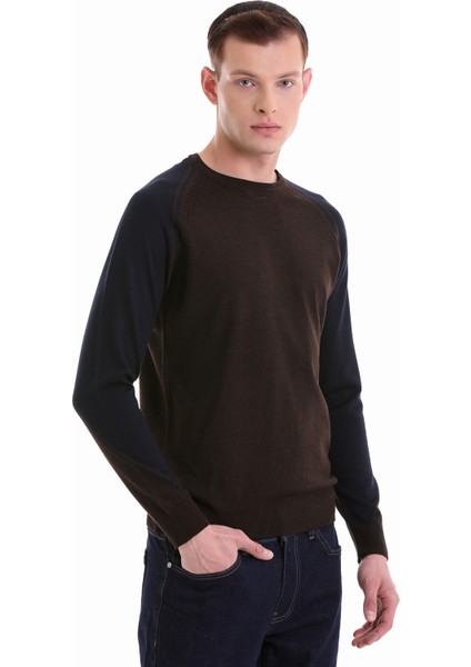 Kahverengi Regular Fit Jakarlı Bisiklet Yaka Yünlü Triko Kazak