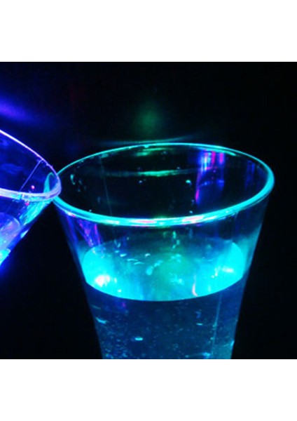 Renkli LED Parlayan Bardak Flaş Su Indüksiyon Işık Bardak Içme Bardakları - Renkli (Yurt Dışından) fırsatları