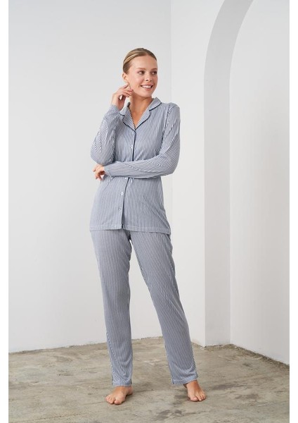 24549 Kadın Düğmeli Çizgili Pijama Takım