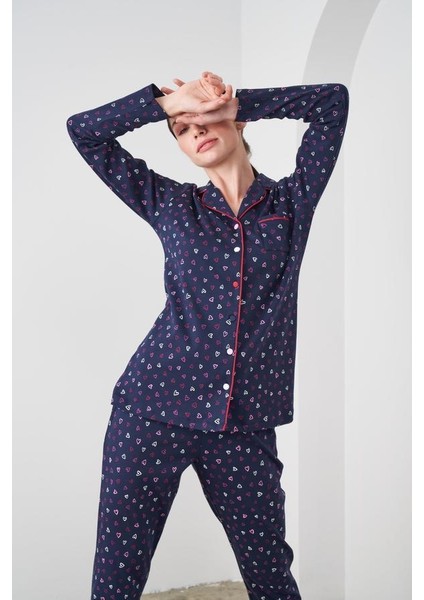 24542 Kadın Düğmeli Kalp Desenli Lacivert Pijama Takım