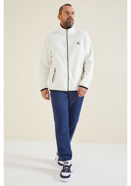 Ekru Yazı Nakışlı Dik Yaka Fermuarlı Standart Kalıp Erkek Sweatshirt Polar - 87992