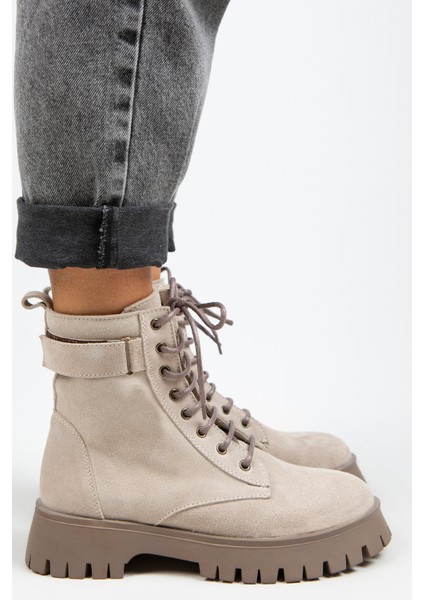 Adel Kadın Deri Bağcıklı Içten Fermuarlı Bej Süet-Vizon Bot modelleri