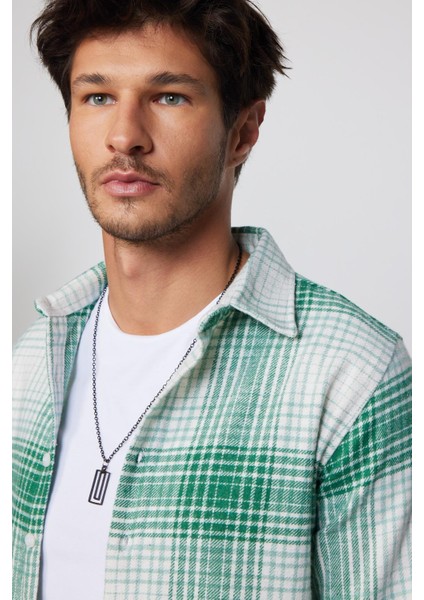 Slim Fit Dar Kesim Yeşil-Beyaz Kareli Oduncu Erkek Gömlek