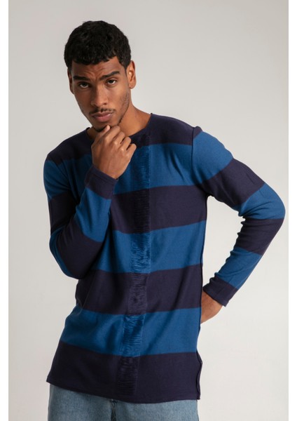 Sıfır Yaka Çizgili Önü Intersiye Püsküllü Spor Triko Kazak