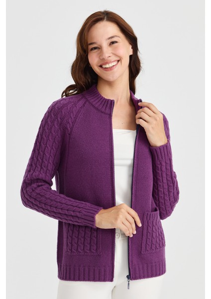 Kadın Dik Yaka Cebi ve Kolu Saç Örgü Yün Hırka A.mor