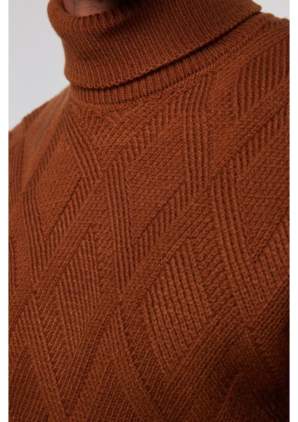 Slim Fit Dar Kesim Tam Balıkçı Yaka Desenli Kahverengi Erkek Triko Kazak fırsatları