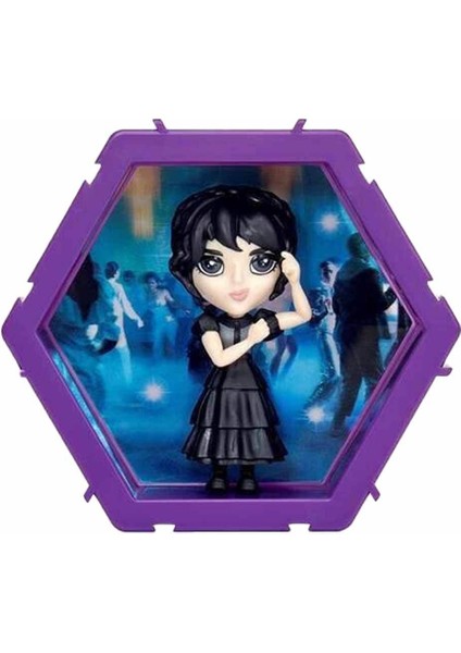 Wednesday Pod Figür WEN07000 - Dans Eden Wednesday