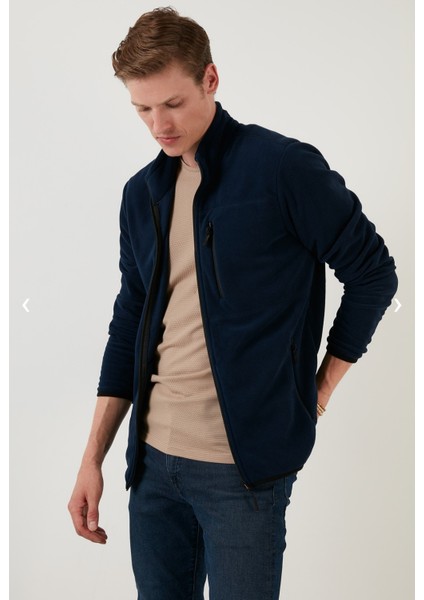 Fermuarlı Cepli Dik Yaka Polar Erkek Hırka modelleri