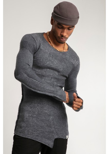 Slim Fit Özel Boyama ve Eskitme Efektli Pis Dikişli Yırtıklı Triko Kazak