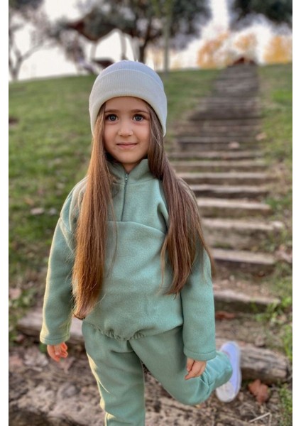 Triko Bere Hediyeli Kışlık Fermuarlı Polar Takım fırsatları