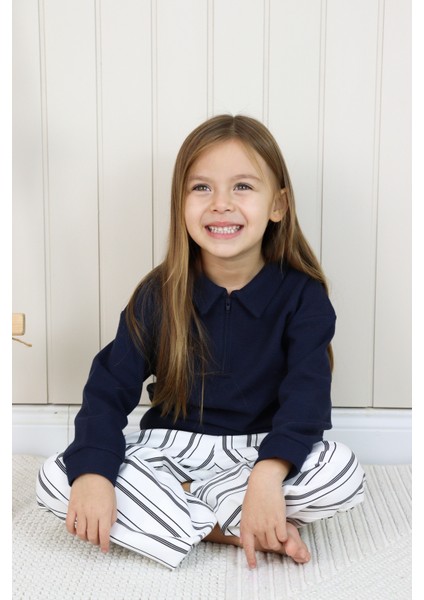 Uzun Kollu Fermuarlı Sweat Çizgili Pantolon Takım Lacivert fırsatları