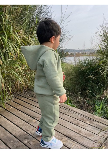 Şardonlu Kapüşonlu Takım