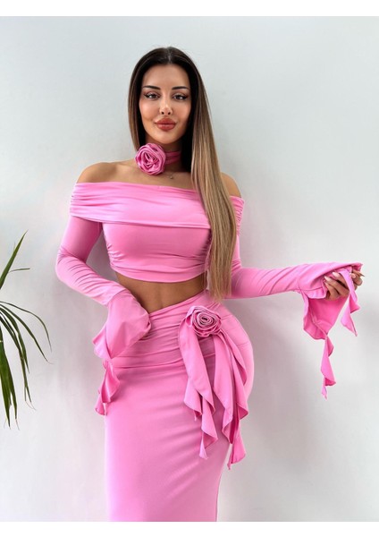 Pembe Flare Uzun Kollu Omuz Dekolteli Çiçek Detaylı Maxi Elbise