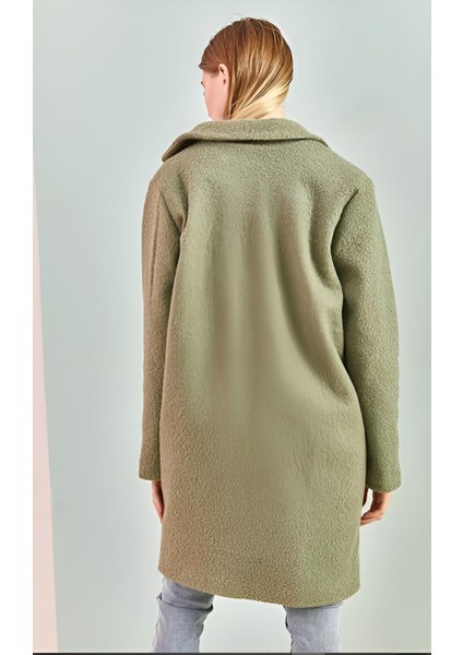 Kadın Cep Detaylı Buklet Kaban fırsatları