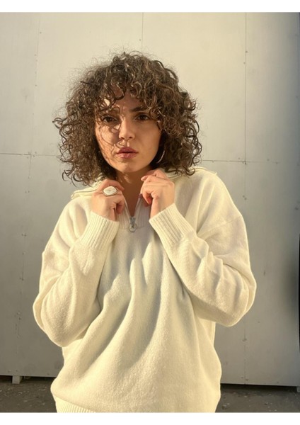 Fermuarlı Dik Yaka Triko Kazak