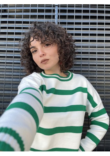 Çizgili Crop Triko Kazak modelleri