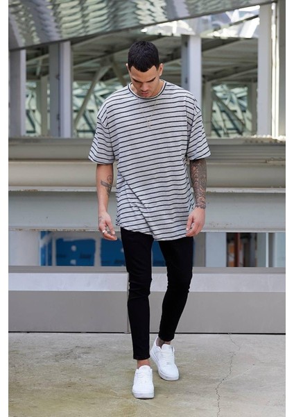 Erkek Oversize Çizgili Tshirt fırsatları