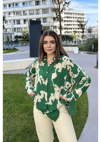 Kadın Yeşil Uzun Kol Arkası Pliseli Salaş Dökümlü Viskon Gömlek fiyatları