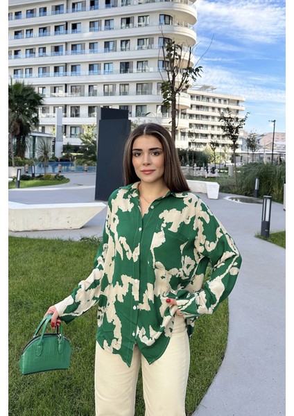 Kadın Yeşil Uzun Kol Arkası Pliseli Salaş Dökümlü Viskon Gömlek fırsatları