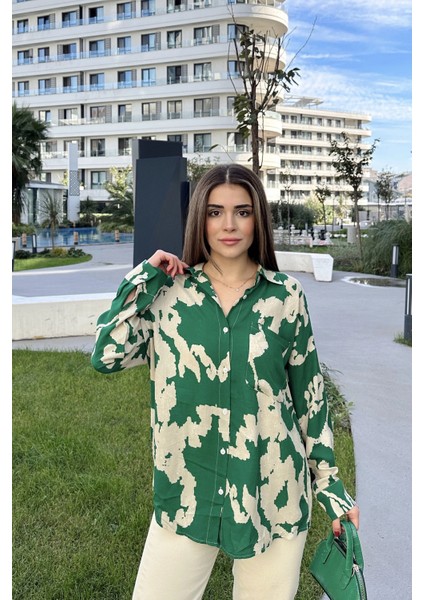 Kadın Yeşil Uzun Kol Arkası Pliseli Salaş Dökümlü Viskon Gömlek indirimleri