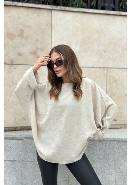 Kadın Bej Airobin Yarasa Duble Kol Salaş Bluz Ekstra Oversize Yuvarlak Yaka - Tesettüre Uygun fiyatları