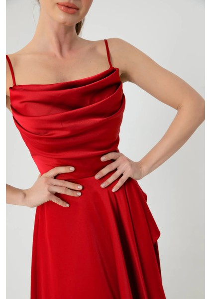Kırmızı Yırtmaç Detaylı Saten Abiye Elbise 4522348.08 fırsatları