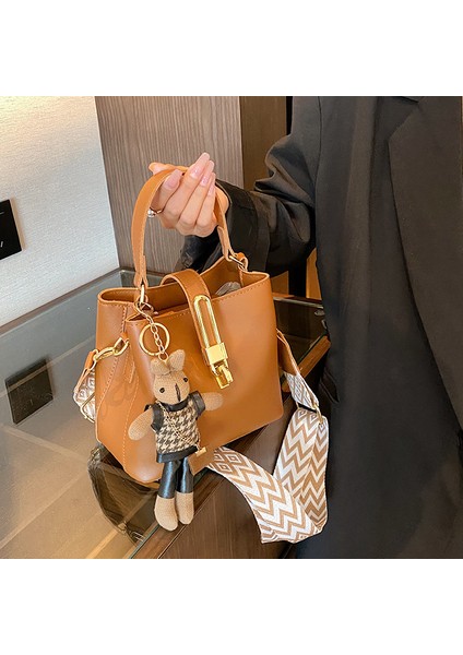 Kışlık Kadın Kova Omuz Crossbody Çanta (Yurt Dışından) fırsatları