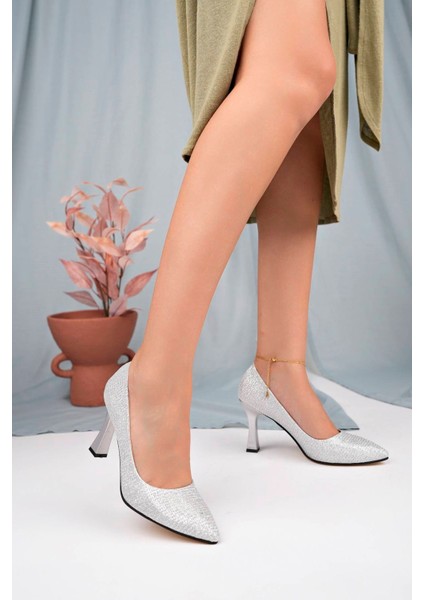 Kadeh Ökçeli Açık Gümüş Star Kadın Stiletto fiyatları