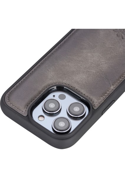 Apple iPhone 15 Pro Lucca Deri Arka Telefon Kılıfı