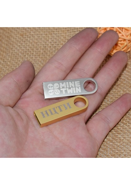 Gümüş 3.0 8gb Metal Anahtarlık USB 3.0 Flash Sürücü Metal Kalem Sürücü 128GB 64GB 32GB 16GB 8gb Pendrive Su Geçirmez Bellek USB Sopa Yüksek Hızlı (Yurt Dışından) indirimleri