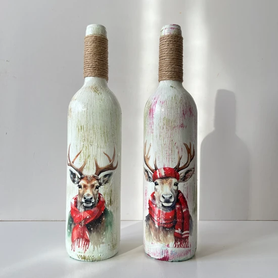 Mes Reves Design Yılbaşı Özel Şarap Şişesi Süslemeleri: Geyik ve Küçük Noel Baba Dekorlu 2'li Set