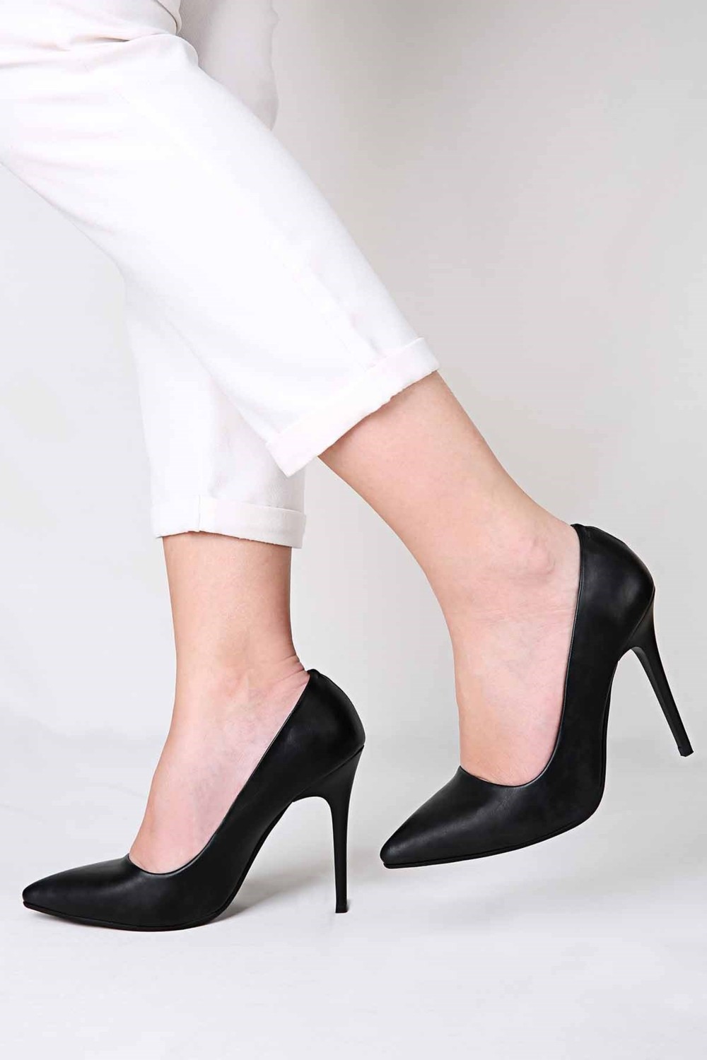 Bereket Kundura 1116 Model Bereket Kundura 11 cm Bej Stiletto Cilt Topuklu Ayakkabı görsel 2