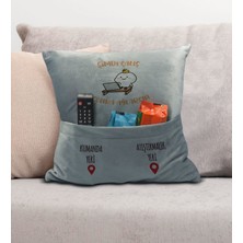 Bk Gift Eğlenceli Tasarımlı Organizer Kumanda ve Atıştırmalık Cepli Gri Kırlent Yastık- 1, Ev Dekoru,