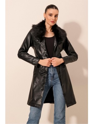 Bigdart 1026 Yaka Kürklü ve Kemerli Suni Deri Kadın Mont – Şık, Sıcak ve Rahat Kışlık Dış Giyim
