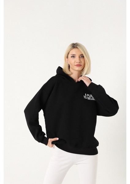 Kadın Siyah Kapşonlu Oversize Baskılı Sweatshirt