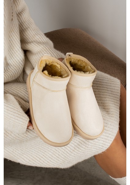 Mini Bej Süet İçi Tüylü Ince Taban Kadın Yarım Bot FT409 modelleri