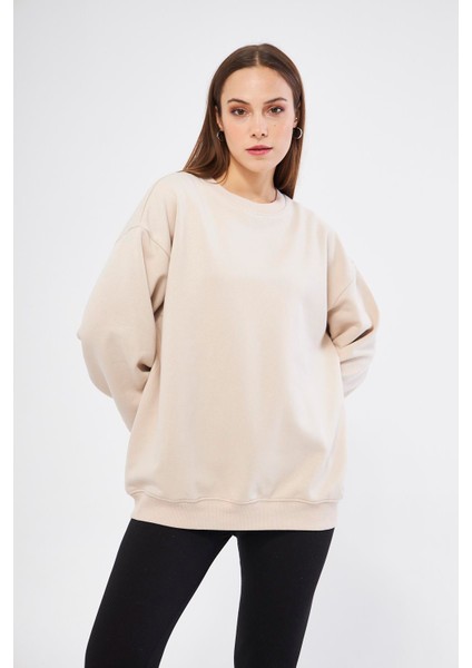 Bej Kadın Oversize Basic Sweatshirt - Karmen modelleri