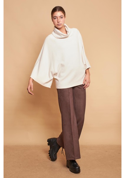 Degaje Yaka Balıkçı Yarasa Model Rahat Kesim Oversize Triko Bluz-Şampanya modelleri