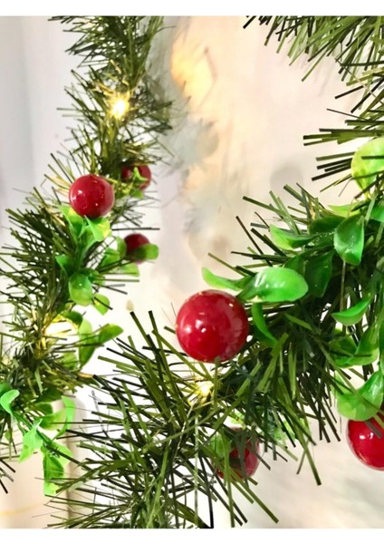 Yılbaşı Süsü Işıklı Yeşil Garland Kokina Meyveli Çam Dalı Hazır Süslü Dekor Şömine Süs 2.5 Metre modelleri