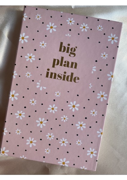 Pembe Papatya Tasarımlı Kitap Görünümlü Defter