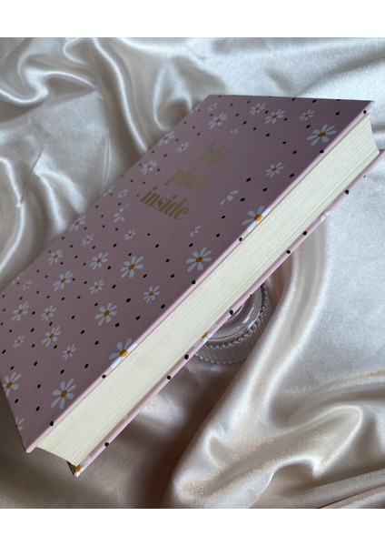 Pembe Papatya Tasarımlı Kitap Görünümlü Defter fiyatları