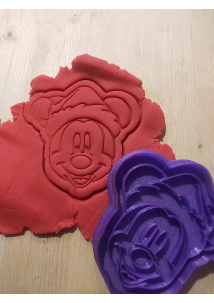 Yılbaşı Şapkalı Mıckey Mouse Kurabiye Kalıbı