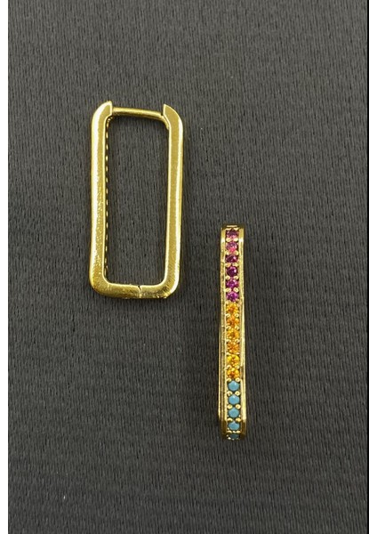 Gold Renk Dikdörtgen Şekilli Renkli Zirkon Taşlı Küpe