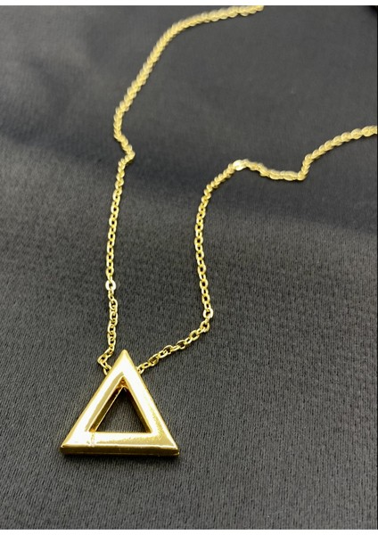 Gold Renk Ince Zincirli Üçgen Figürlü Zirkon Kolye
