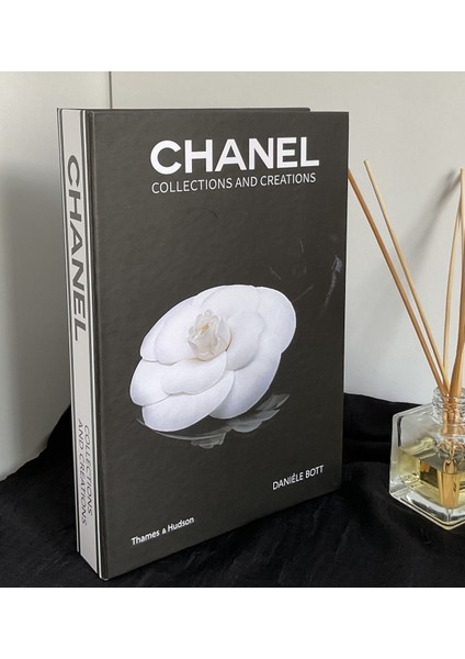 Vogue & Chanel Dekoratif Kitap Kutu 2’li Set