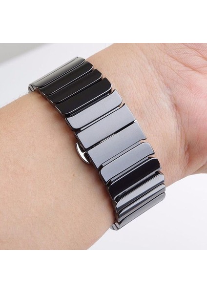 Casestreet Apple Watch 9 41MM Kordon Parlak Seramik Kaplama Yatay Görünüm Yandan Çıtçıt Zr Siyah modelleri