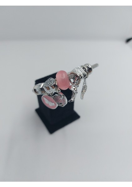 Pembe Pandora Kelebek Detaylı