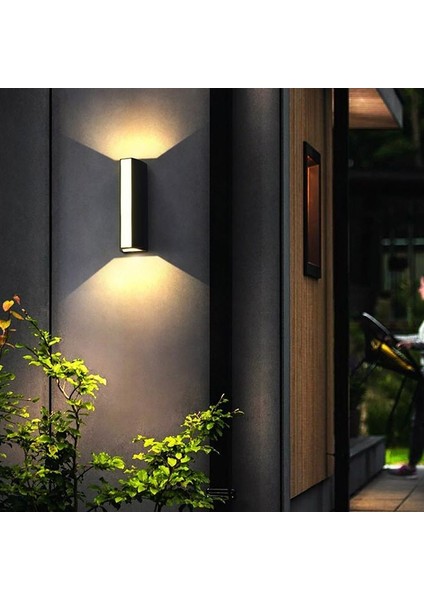 12 Watt Gün Işığı Plastik Kasa LED Aplik, Bahçe, Teras, Kafe, Bar, Yazlık, Bungalov Apliği, Armatür