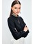 Yaka Aksesuarlı Bluz - Siyah 5