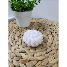 Çiçek Desen Kokulusoya Mum - Krem
